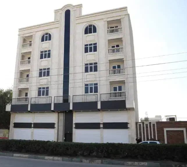 مغازه تجاری در بهترین لوکیشن متراژ ۸۵ بالا و پایین