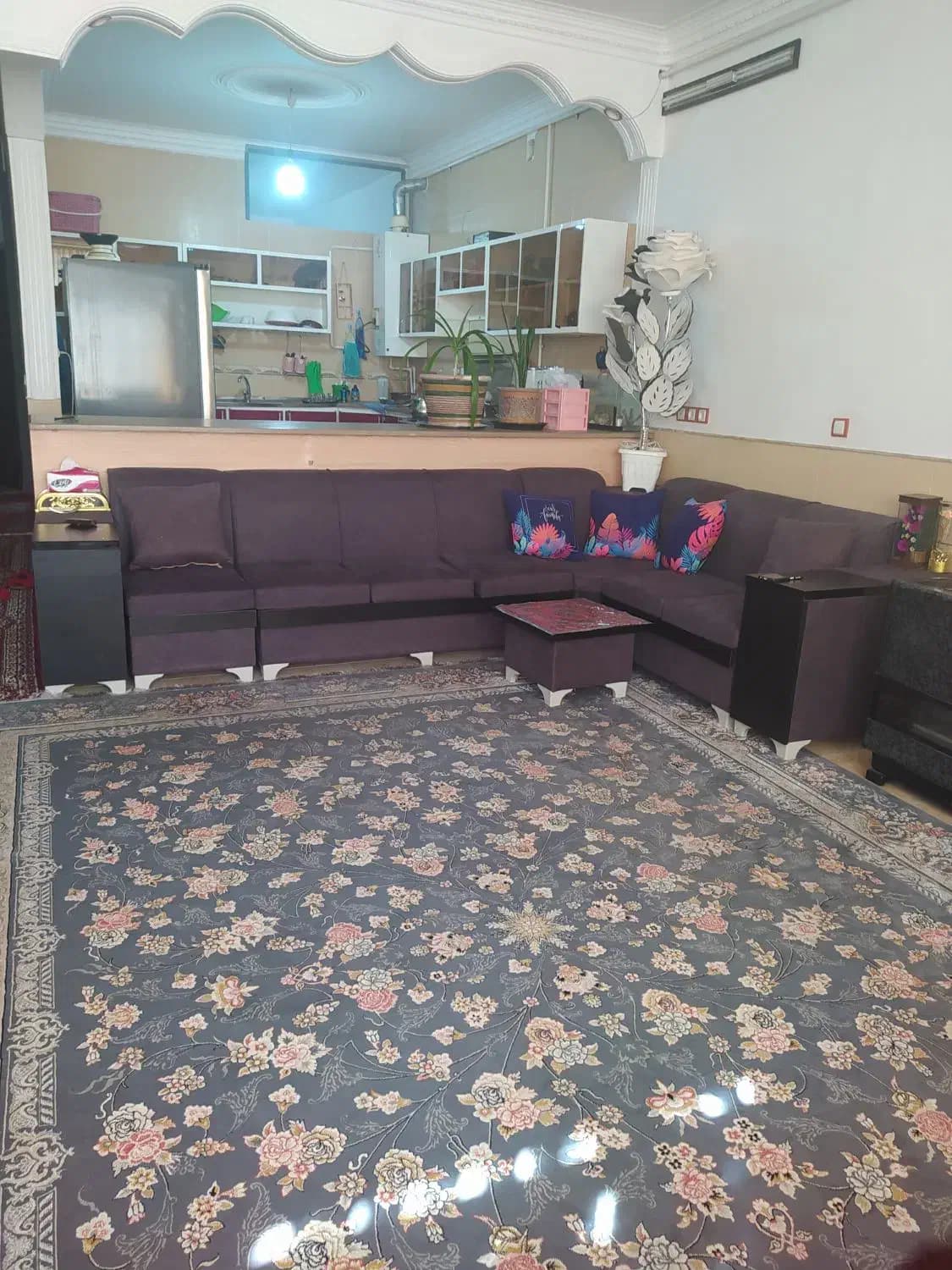 منزل فروشی، میدان شهید امینی، کوچه عابدینی ۲