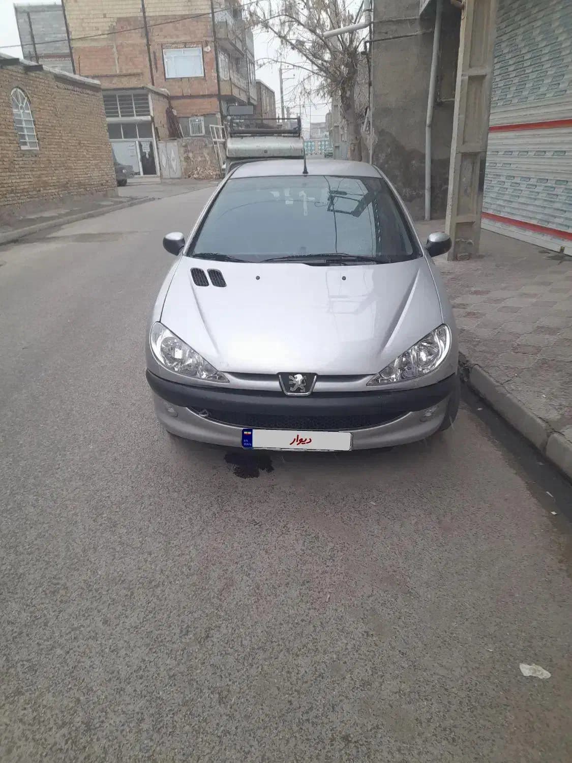 ماشین خانگی تک برگ سند عروسک